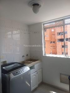 Apartamento de 3 alcobas en venta en Laureles, Medellín, 116 m² · foto 18 de 19