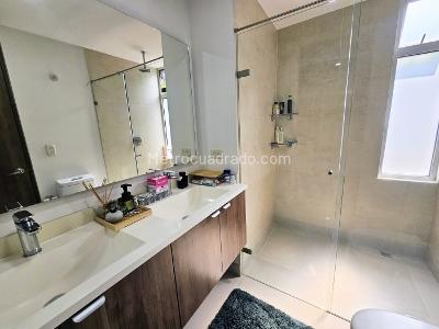 Apartamento en venta en Altos De Menga, Cali · foto 8 de 14