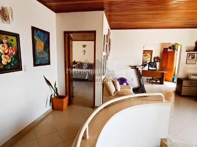 Apartamento de 4 alcobas en venta en Antiguo Campestre, Bucaramanga, 204 m² · foto 12 de 20