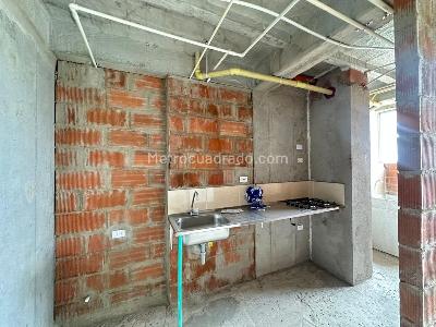 Apartamento de 3 alcobas en venta en Machado, Bello, 69 m² · foto 6 de 15
