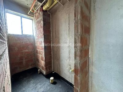 Apartamento de 3 alcobas en venta en Machado, Bello, 69 m² · foto 12 de 15
