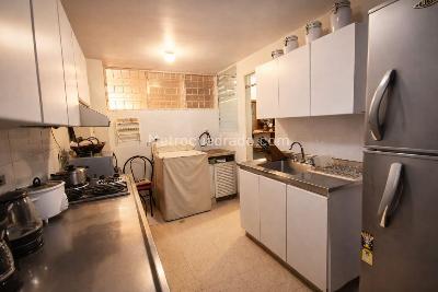 Apartamento en venta en La Castellana, Medellín · foto 5 de 9