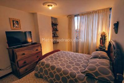 Apartamento en venta en La Castellana, Medellín · foto 8 de 9