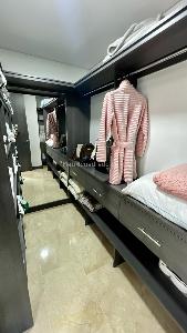 Apartamento de 3 alcobas en venta en Castropol, Medellín, 139 m² · foto 5 de 12