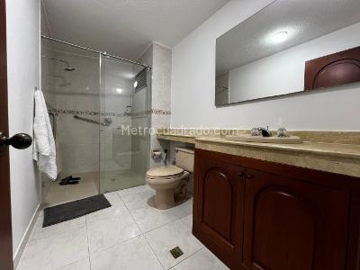 Apartamento de 4 alcobas en venta en Santa Teresita, Cali, 144 m² · foto 8 de 20