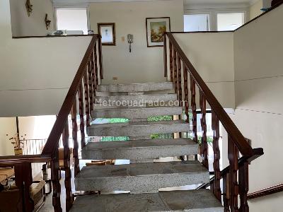 Casa de 5 alcobas en venta en Santa Barbara, Cali, 721 m² · foto 8 de 12