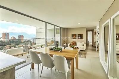 Apartamento en venta en Cumbres, Envigado · foto 2 de 7