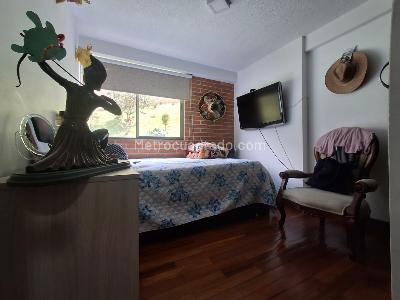 Apartamento de 4 alcobas en venta en La Castellana, Medellín, 82 m² · foto 13 de 15