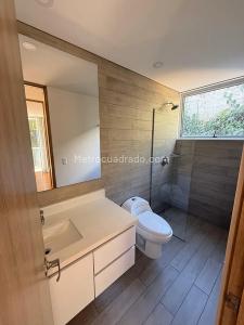 Apartamento en venta en El Campestre, Medellín · foto 8 de 13
