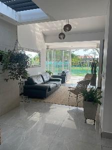 Casa de 4 alcobas en venta en El Castillo, Cali, 190 m² · foto 3 de 19