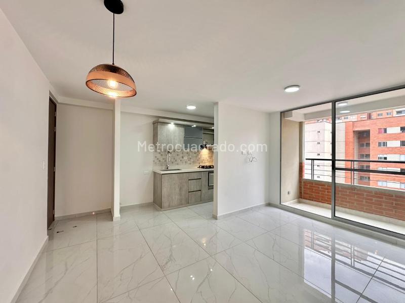 Moderno apartamento de 3 habitaciones en arriendo en San Jose Obrero (Bello)