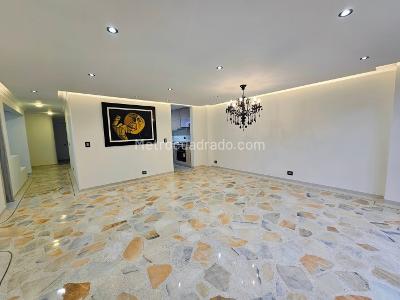 Apartamento de 3 alcobas en venta en El Ingenio, Cali, 150 m² · foto 8 de 18