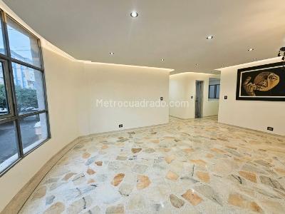 Apartamento de 3 alcobas en venta en El Ingenio, Cali, 150 m² · foto 10 de 18