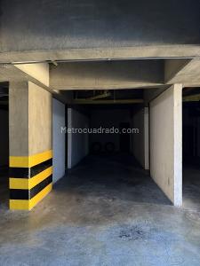 Apartamento de 4 alcobas en venta en Aguacatal, Cali, 182 m² · foto 13 de 20
