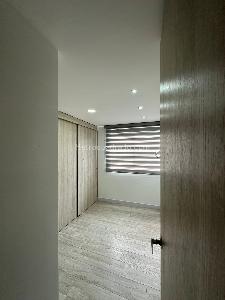 Apartamento de 3 alcobas en venta en Los Balsos 1, Medellín, 94 m² · foto 17 de 20