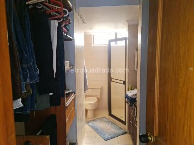 Apartamento en venta en El Tesoro, Medellín · foto 8 de 15