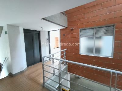Apartamento de 2 alcobas en venta en San Antonio De Pereira, Rionegro, 73 m² · foto 14 de 18