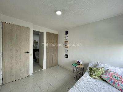 Apartamento de 2 alcobas en venta en Prado, Medellín, 56 m² · foto 5 de 10