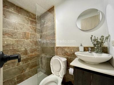 Apartamento de 2 alcobas en venta en Prado, Medellín, 56 m² · foto 8 de 10