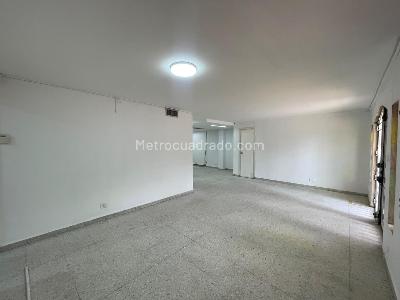 Casa de 5 alcobas en venta en San Vicente, Cali, 222 m² · foto 2 de 20