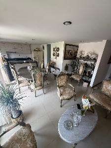 Apartamento de 3 alcobas en venta en Laureles, Medellín, 103 m² · foto 3 de 15