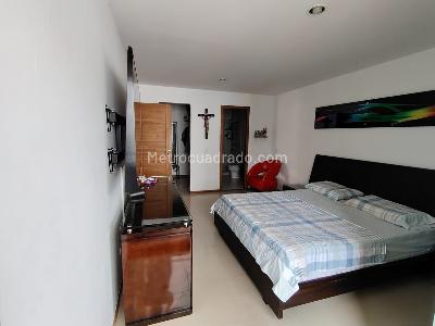 Apartamento de 3 alcobas en venta en Las Lomitas, Sabaneta, 121 m² · foto 11 de 17