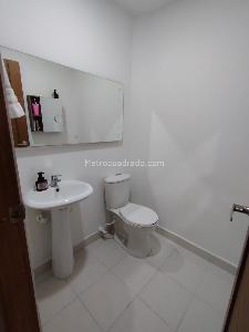 Apartamento de 3 alcobas en venta en Las Lomitas, Sabaneta, 121 m² · foto 12 de 17