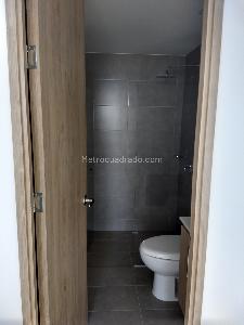 Apartamento de 2 alcobas en venta en Las Antillas, Envigado, 67 m² · foto 11 de 14