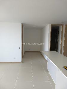 Apartamento de 2 alcobas en venta en Las Antillas, Envigado, 67 m² · foto 2 de 14