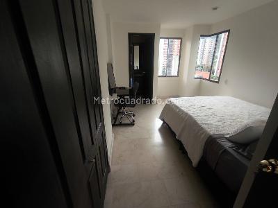 Apartamento en venta en El Poblado, Medellín · foto 12 de 20