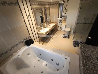 Apartamento en venta en El Poblado, Medellín · foto 18 de 20