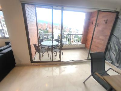 Apartamento en venta en El Poblado, Medellín · foto 2 de 20
