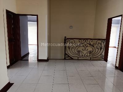 Casa de 5 alcobas en venta en La Castellana, Armenia, 200 m² · foto 18 de 20
