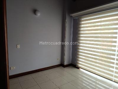 Casa de 5 alcobas en venta en La Castellana, Armenia, 200 m² · foto 3 de 20