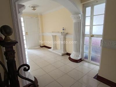 Casa de 5 alcobas en venta en La Castellana, Armenia, 200 m² · foto 4 de 20