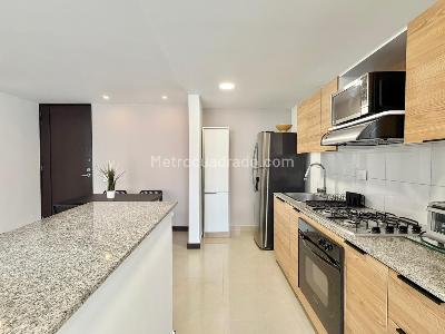 Apartamento de 1 alcoba en arriendo en Los Balsos 2, Medellín, 55 m² · foto 6 de 10