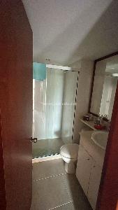 Apartamento de 3 alcobas en venta en La Castellana, Medellín, 125 m² · foto 12 de 13