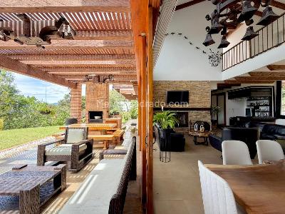 Casa de 5 alcobas en venta en Norteamerica, Bello, 580 m² · foto 10 de 20