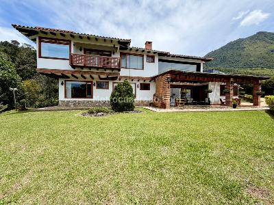 Casa de 5 alcobas en venta en Norteamerica, Bello, 580 m² · foto 8 de 20