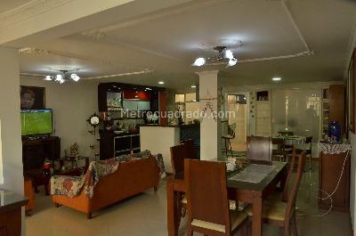 Casa en venta en Marsella, Bogotá · foto 3 de 18
