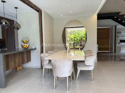Casa de 4 alcobas en venta en Panamericano, Cali, 300 m² · foto 14 de 17