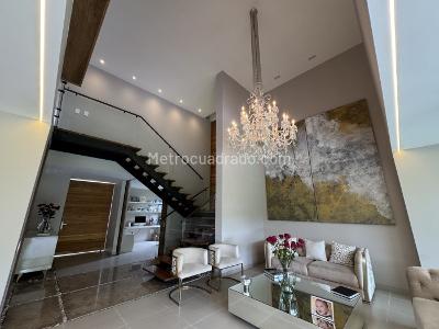 Casa de 4 alcobas en venta en Panamericano, Cali, 300 m² · foto 15 de 17