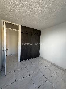 Apartamento de 3 alcobas en venta en Los Guayacanes, Cali, 54 m² · foto 12 de 13