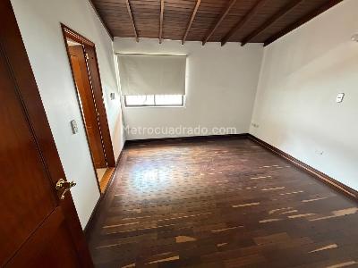 Casa de 3 alcobas en venta en La Castellana, Medellín, 150 m² · foto 9 de 18