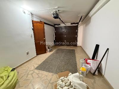 Casa de 3 alcobas en venta en La Castellana, Medellín, 150 m² · foto 14 de 18
