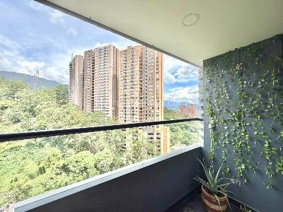 Apartamento de 2 alcobas en arriendo en Alto De Las Palmas, Medellín, 64 m² · foto 5 de 11