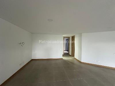 Apartamento de 3 alcobas en venta en Alto De Las Palmas, Medellín, 100 m² · foto 4 de 15