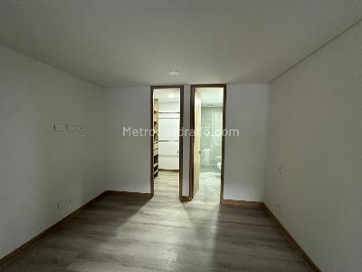 Apartamento de 3 alcobas en venta en Alto De Las Palmas, Medellín, 100 m² · foto 8 de 15