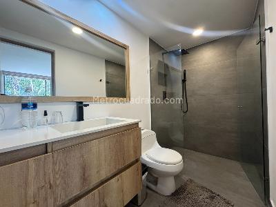 Casa de 5 alcobas en venta en El Tesoro, Medellín, 248 m² · foto 11 de 20