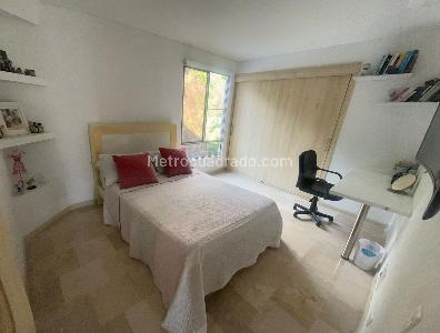 Apartamento en venta en Normandia, Cali · foto 8 de 17